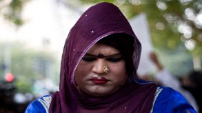 “My family still doesn’t know that I am a gay” – The story of a man who wears Kajal