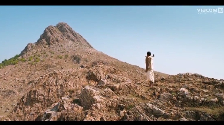 The Upcoming Movie ‘Manjhi – The Mountain Man’s Trailer Is As Inspirational As It Can Get