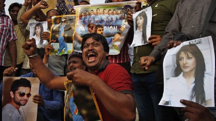 Here’s How A 2 Hour Wait Outside Team India Hotel Taught Me An Important Life Lesson!