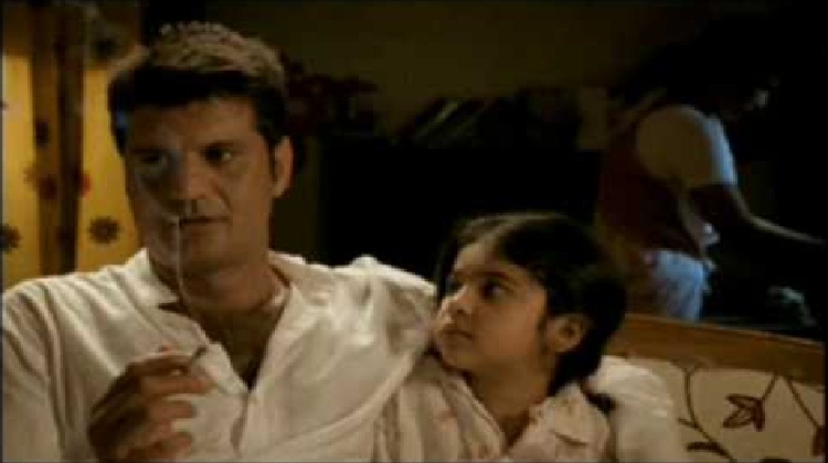 ‘Stop Smoking’ Commercials Are Still On For Cinema Halls. But Does It Make Any Sense?